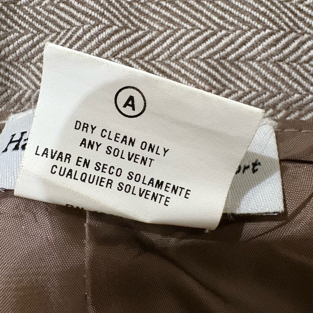 Harvé Benard Sport 100% Wool Beige Herringbone 2-Piece Pant Suit SIZE 12 - Picture 9 of 9